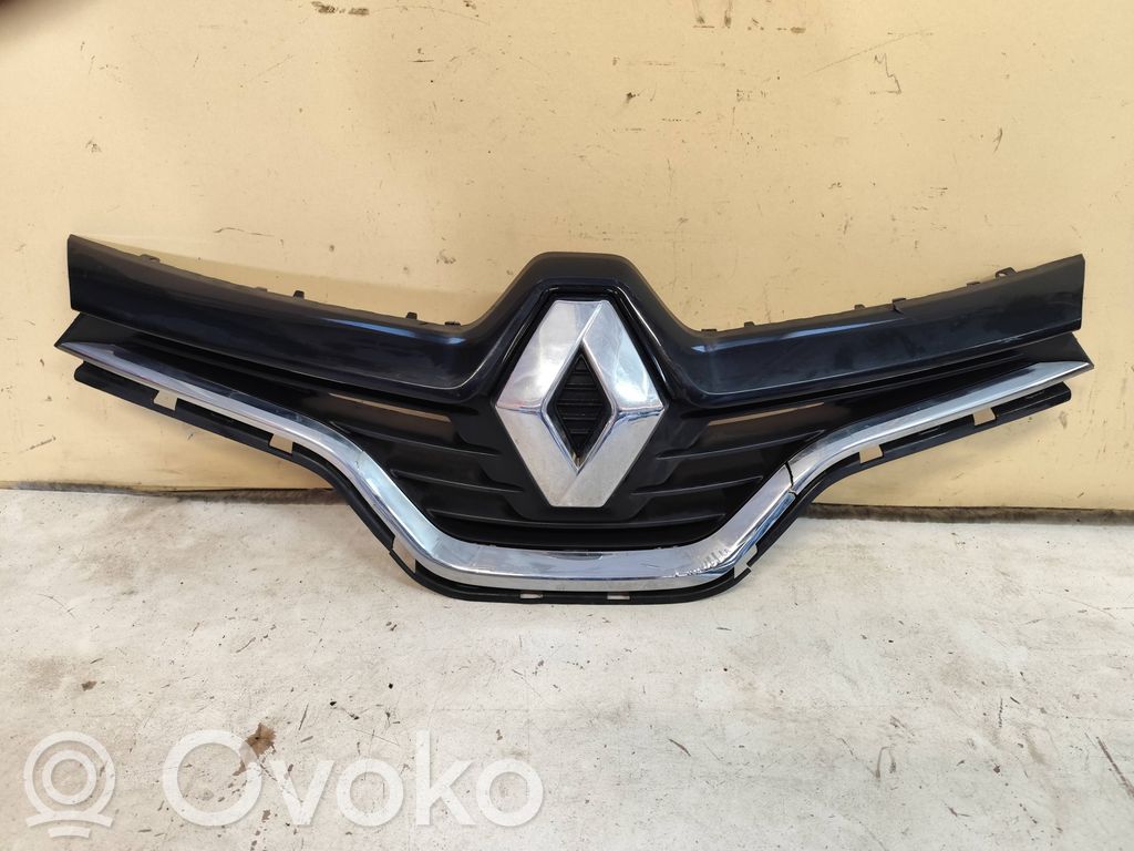 Renault Captur Griglia superiore del radiatore paraurti anteriore 
