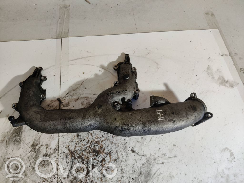 Audi Q7 4L Intake manifold 