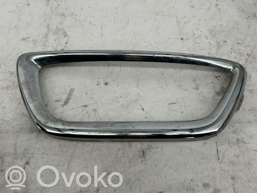 Renault Captur Verkleidung Nebelscheinwerfer / Gitter vorne 
