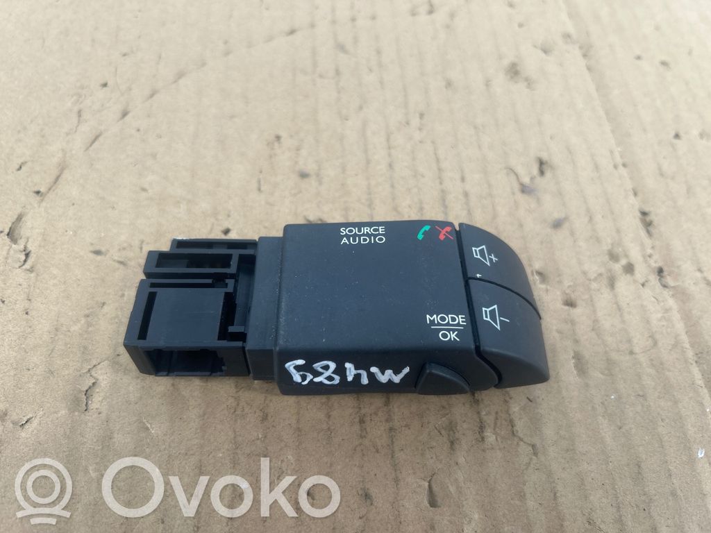 Renault Captur Multifunctional control switch/knob 