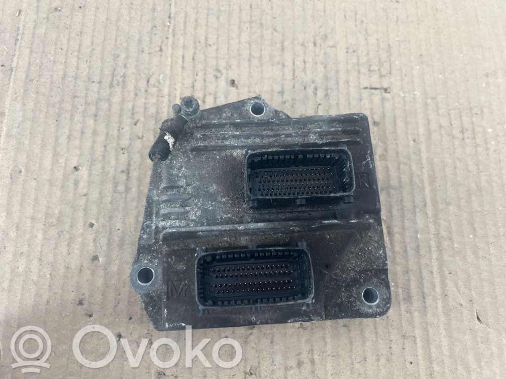 Opel Corsa B Engine control unit/module 