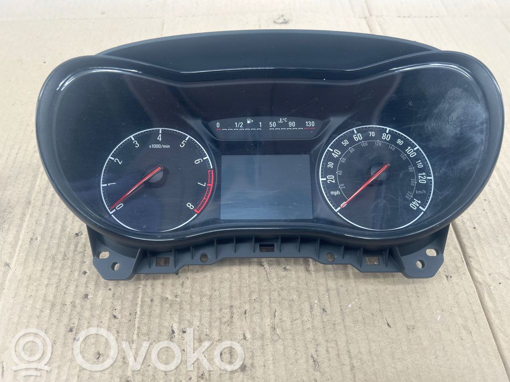 Opel Corsa E Speedometer (instrument cluster) 