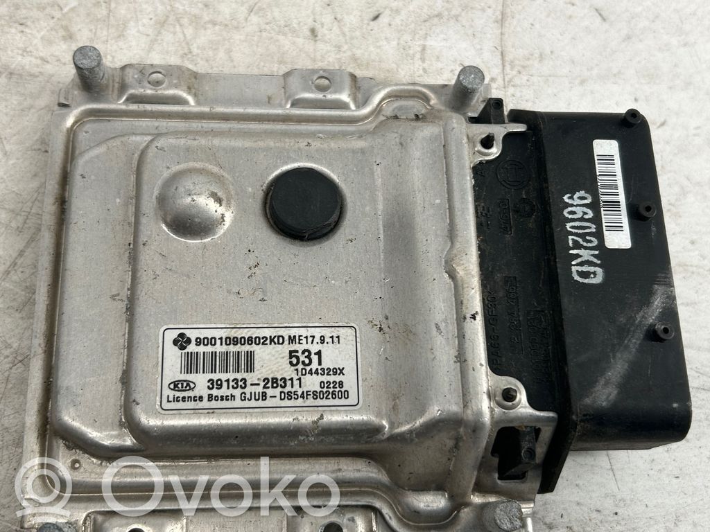 KIA Rio Engine control unit/module 