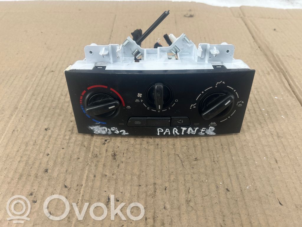 Peugeot Partner Climate control unit 