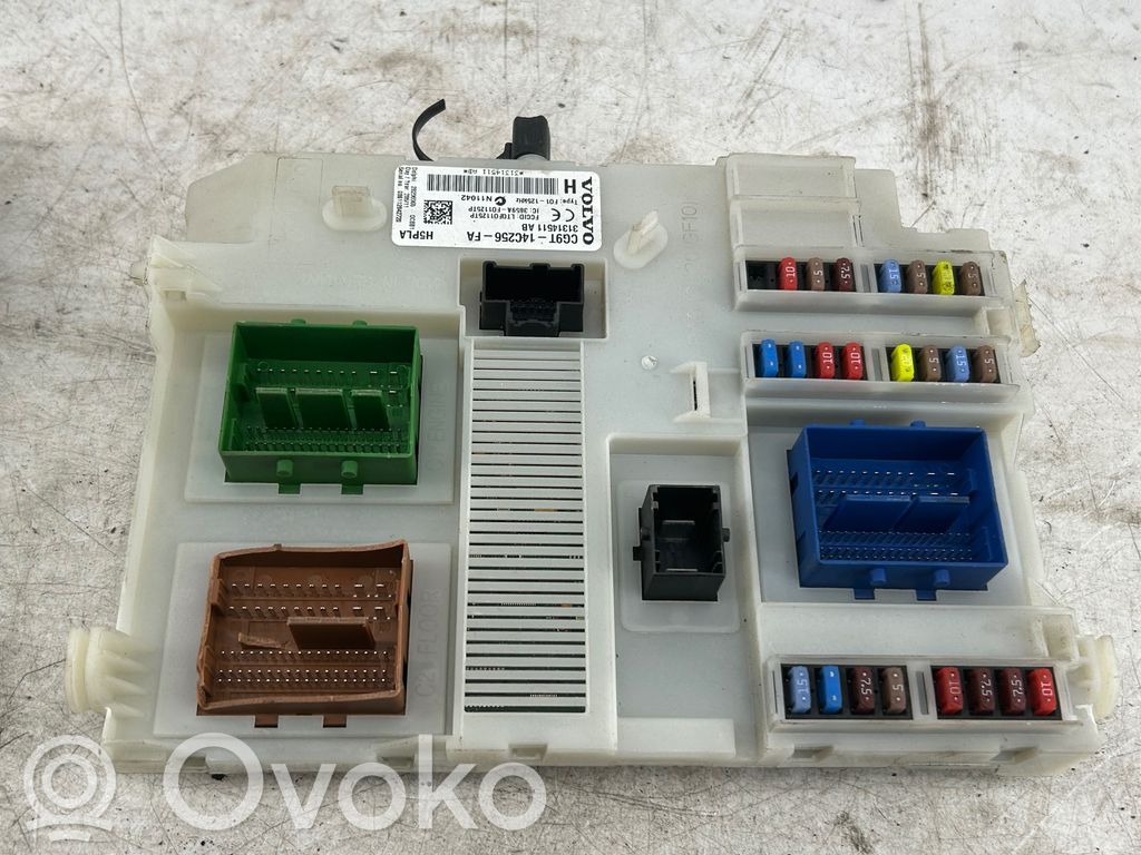 Volvo S60 Fuse module 