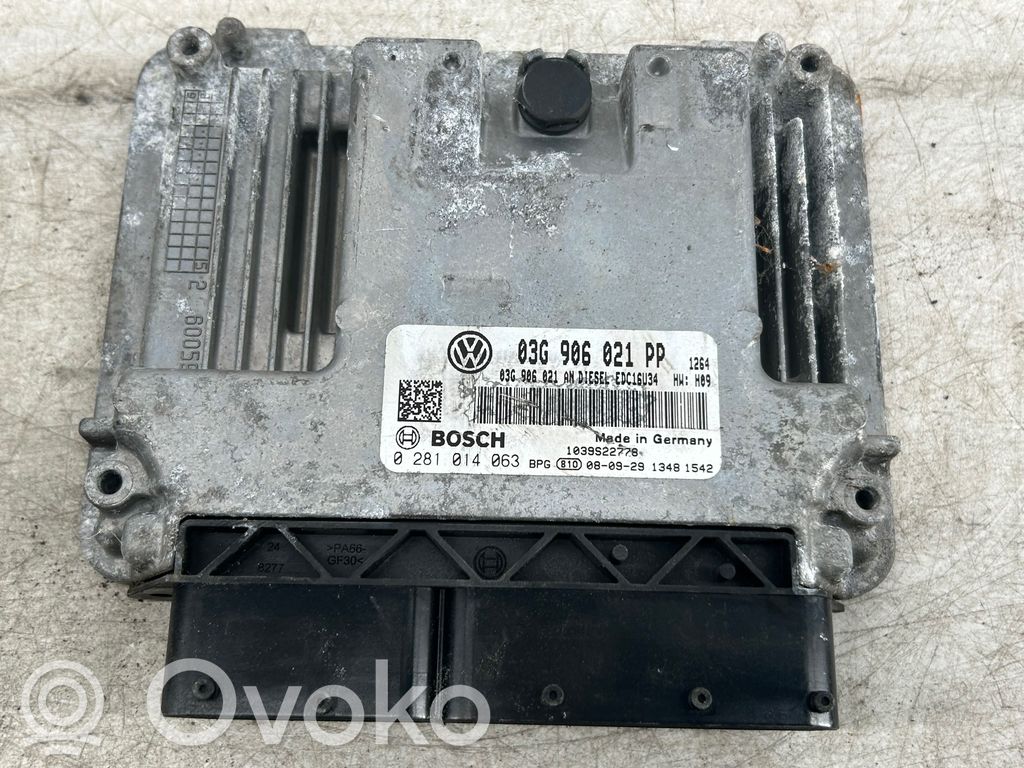 Volkswagen Golf V Engine control unit/module 