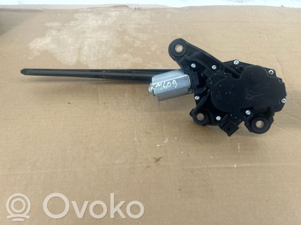 Nissan Qashqai Silniczek wycieraczki szyby tylnej 