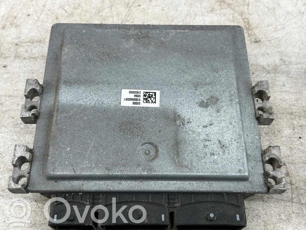 Nissan Qashqai Engine control unit/module 