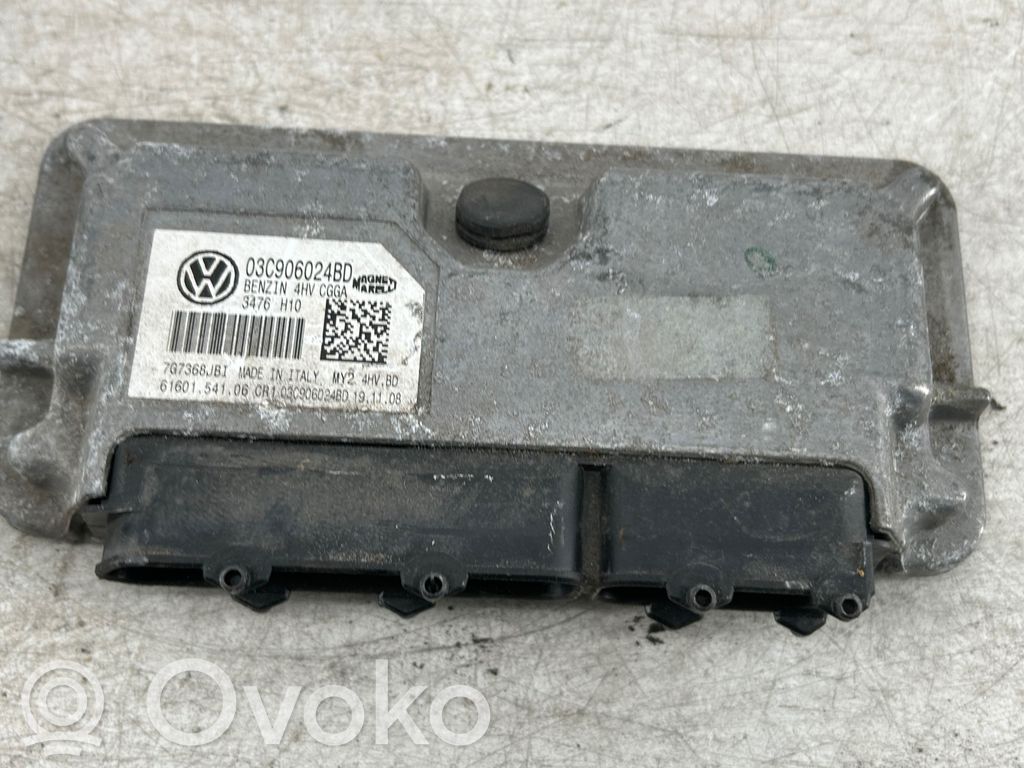 Volkswagen Golf VI Engine control unit/module 
