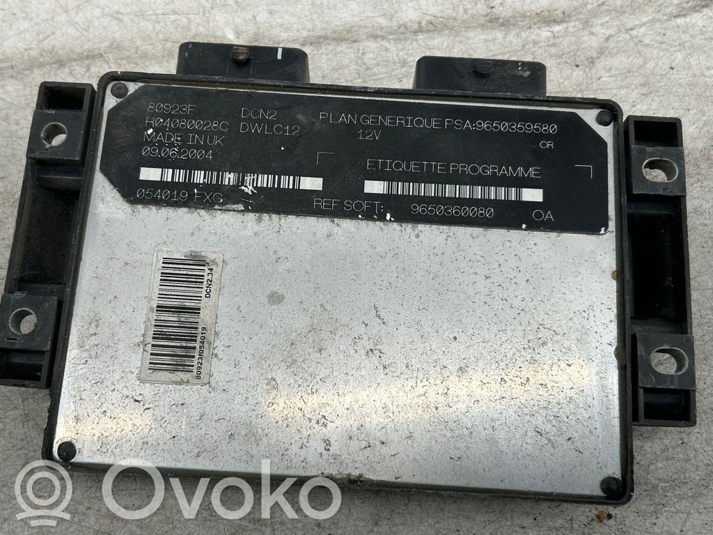 Opel Astra J Engine control unit/module 