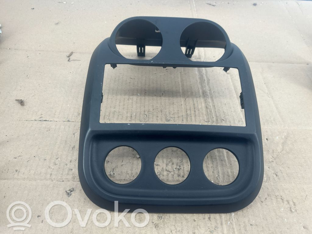 Panelės apdaila   99610820364
