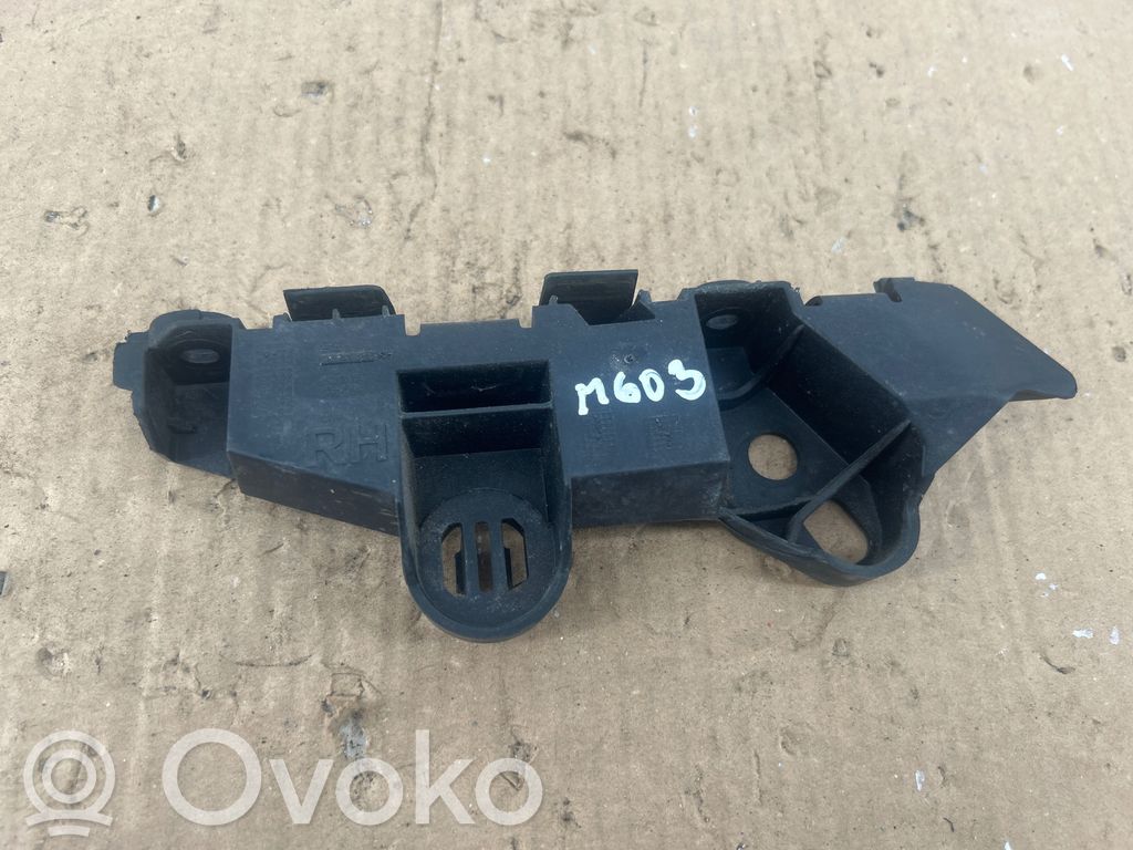 Opel Corsa E Soporte del parachoques delantero 