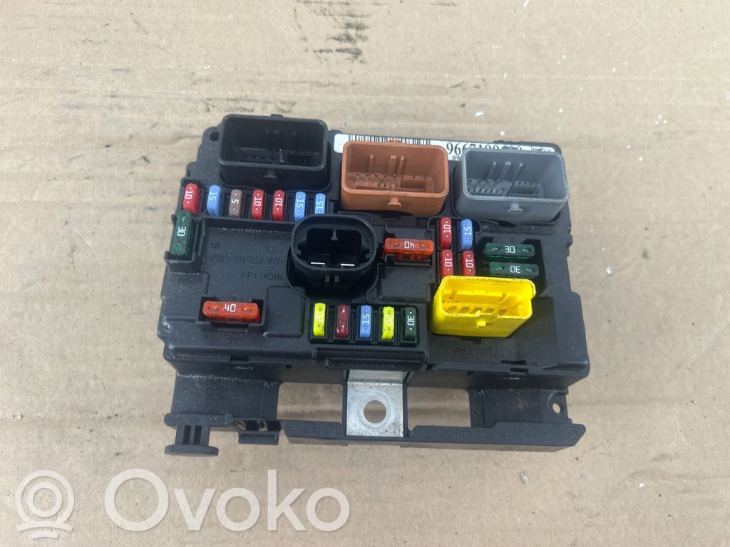 Citroen C3 Módulo de fusible 