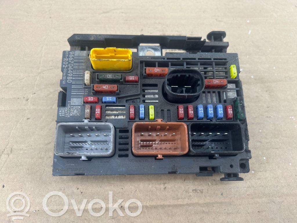 Citroen C4 I Picasso Sulakemoduuli 