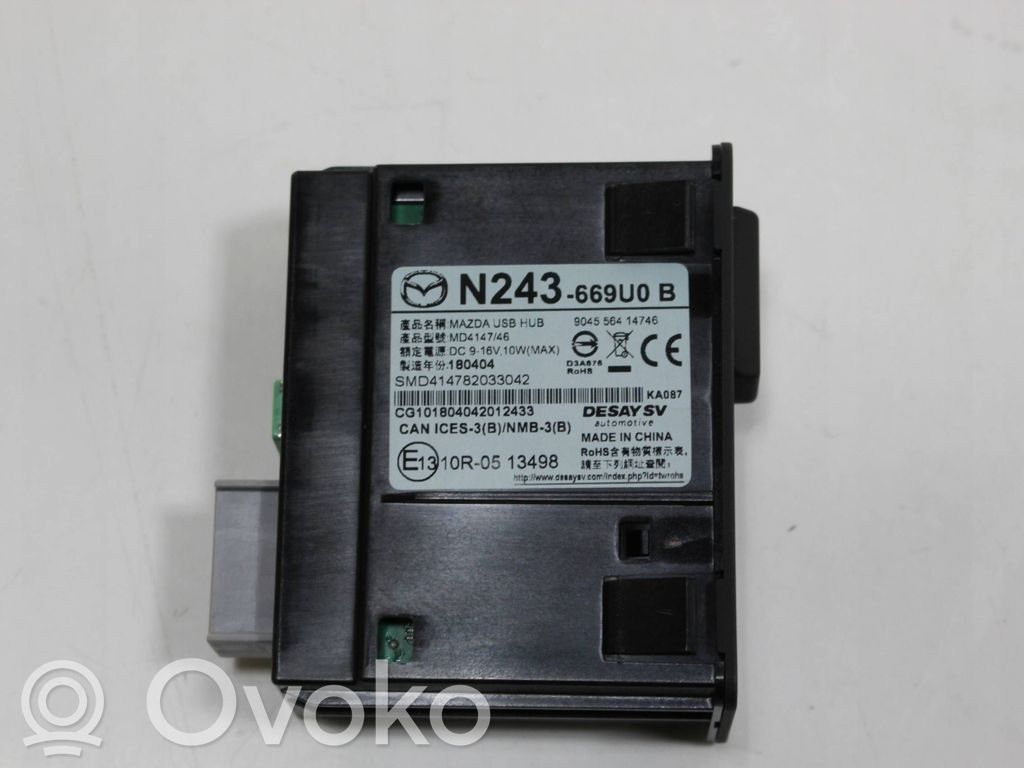 Mazda MX-5 ND Enchufe conector USB 