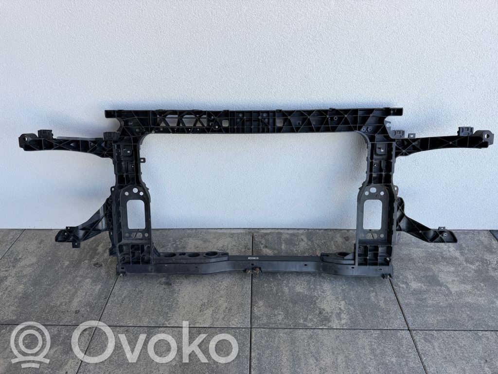 Hyundai Santa Fe Pas przedni 