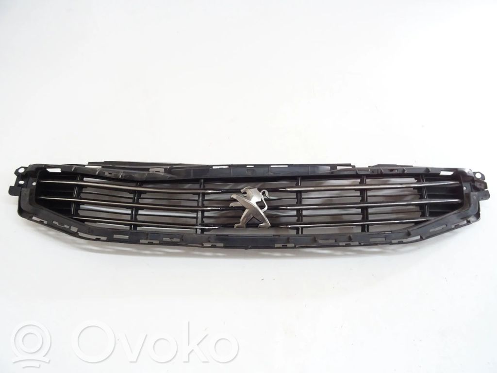 Peugeot 508 Grilă radiator față 