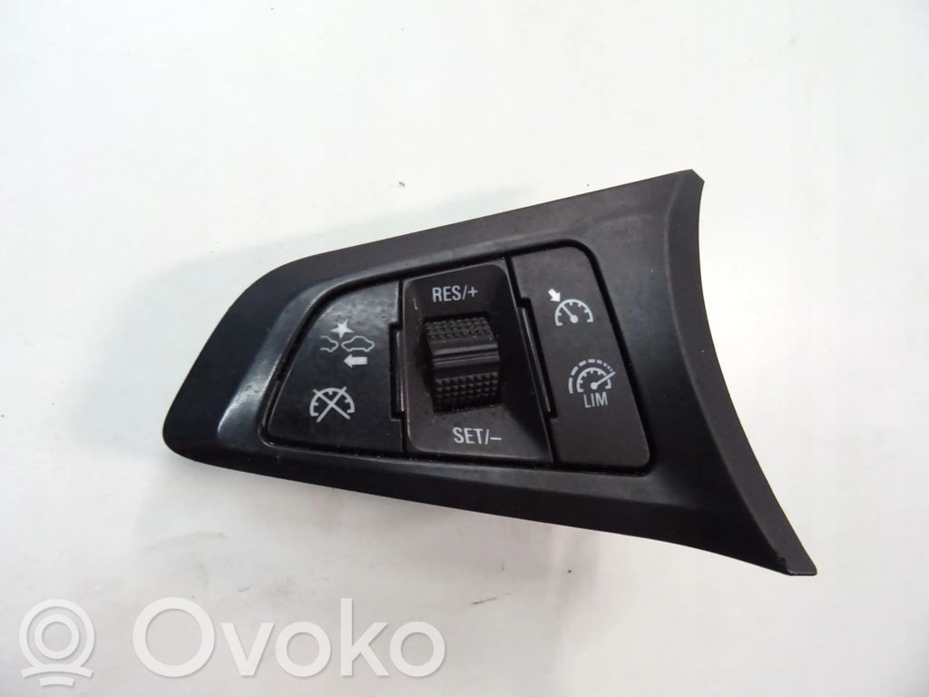 Opel Astra K Interruptor del control de crucero 