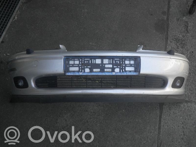 Opel Vectra B Zderzak przedni 