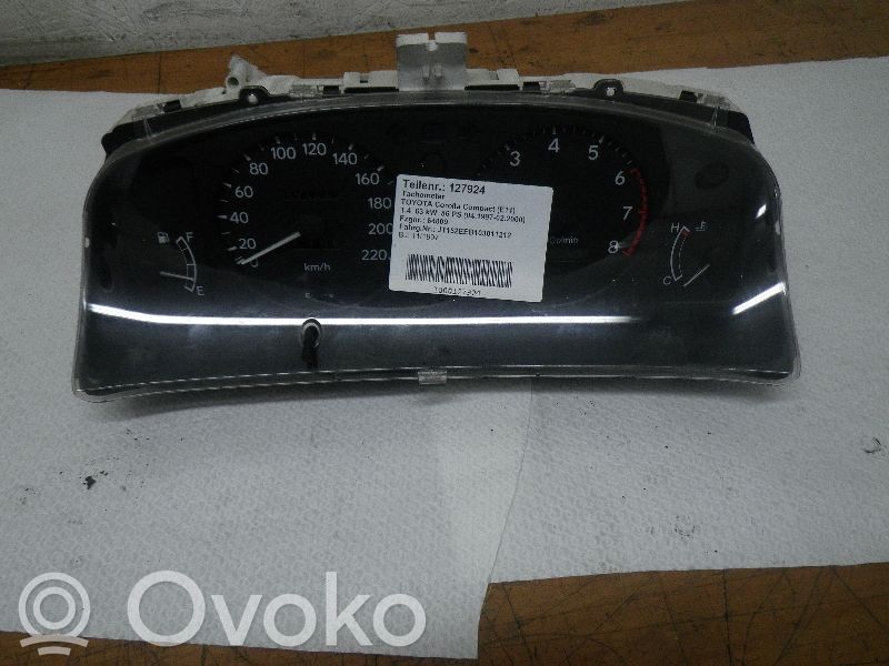 Toyota Corolla E110 Nopeusmittari (mittaristo) 