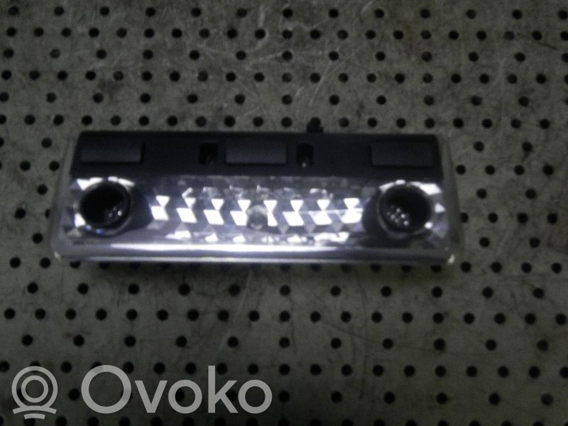 Front seat light   2JA007713