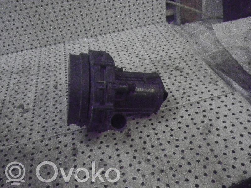 BMW 5 E39 Secondary air pump 