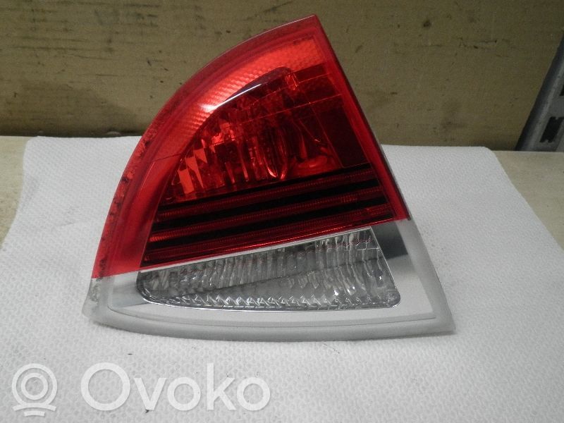 Tailgate rear/tail lights   7160063
