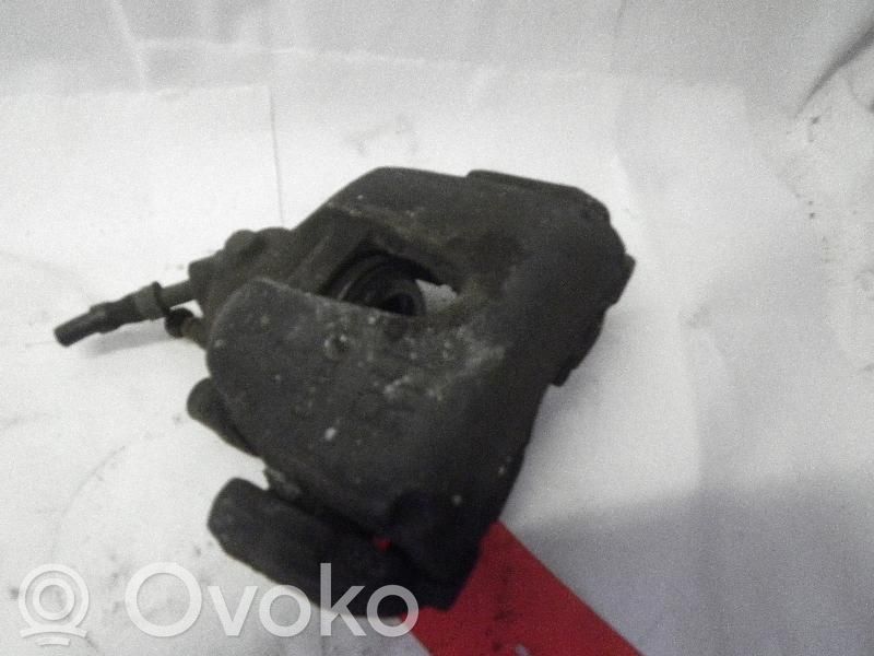 Caliper de freno delantero