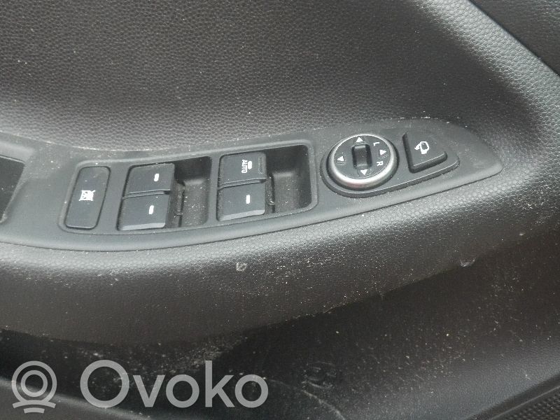 Electric window control switch   93570C81214X