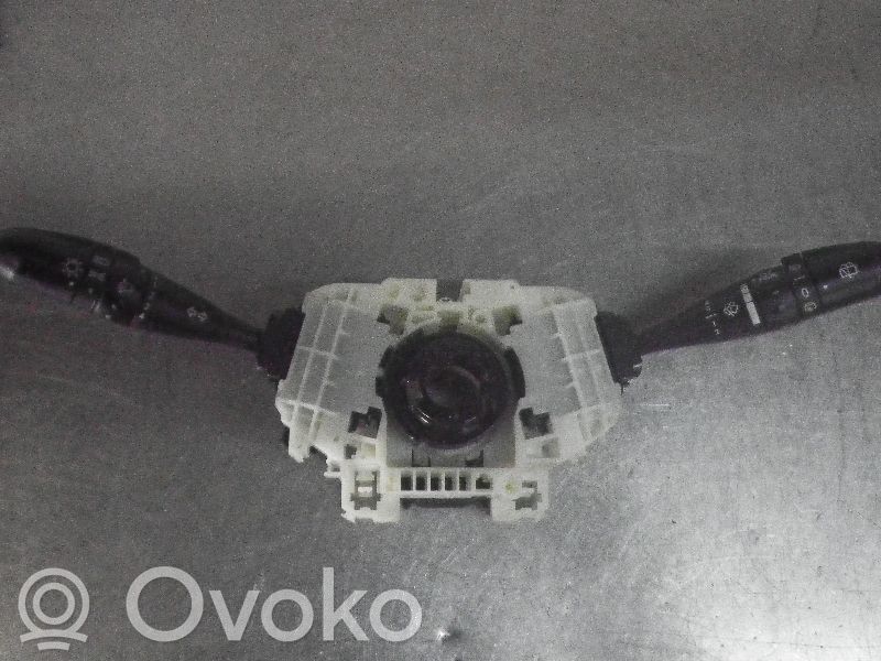 Mitsubishi Colt CZ3 Commodo, commande essuie-glace/phare 