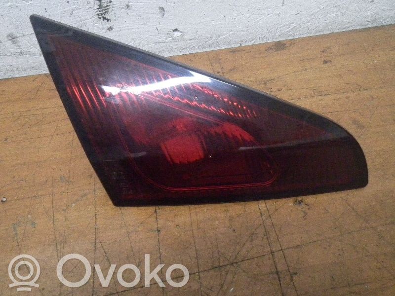 Mitsubishi Colt CZ3 Takaluukun takavalot 