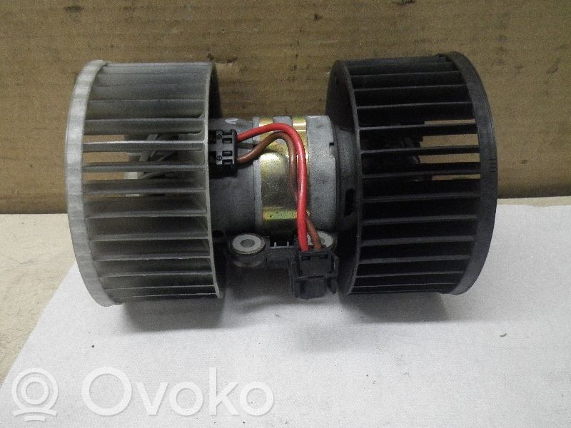 BMW 3 E46 Mazā radiatora ventilators 