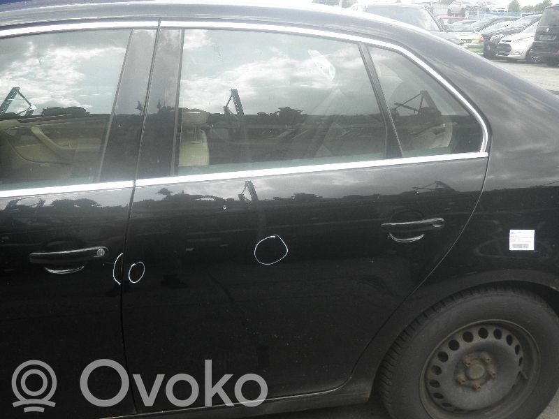 Volkswagen Jetta III Takaovi 