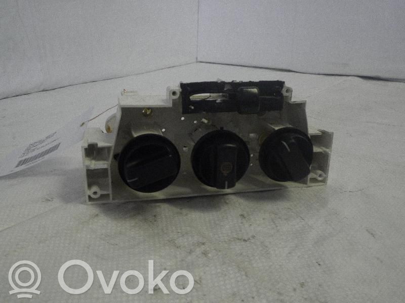Opel Agila A Climate control unit 