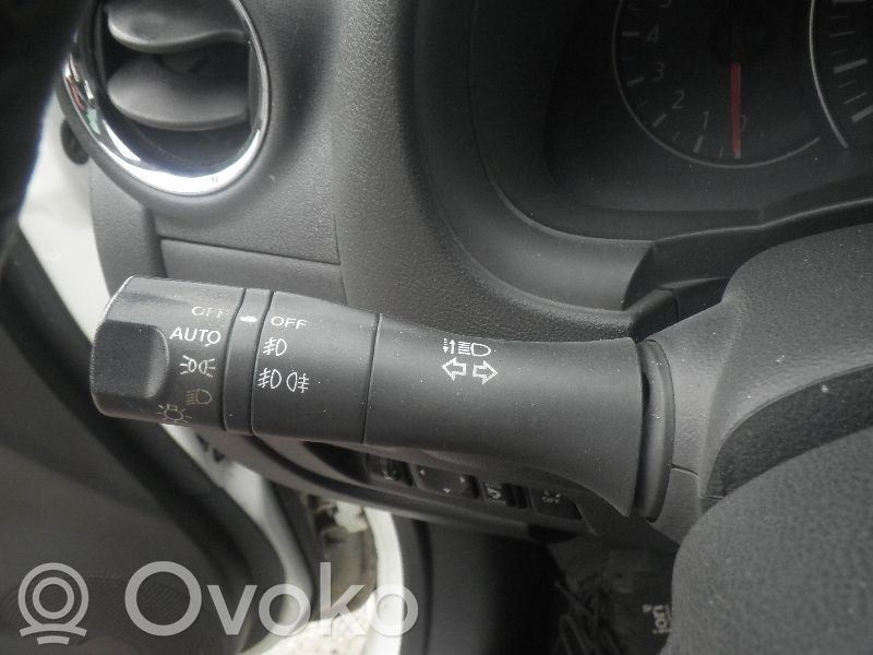 Nissan Micra Wiper turn signal indicator stalk/switch 