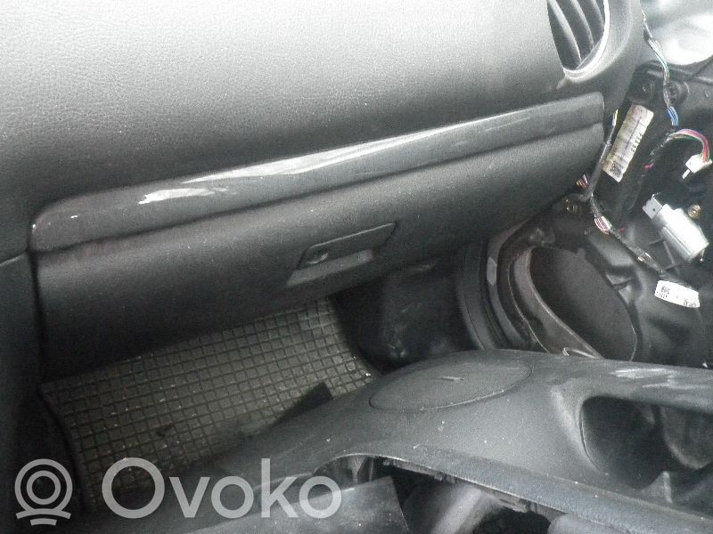 Mazda 6 Schowek deski rozdzielczej / Komplet 