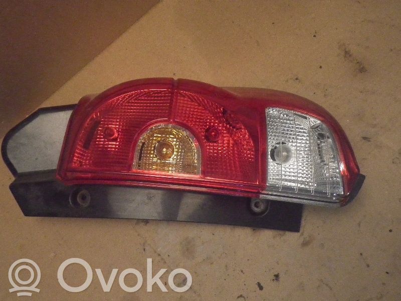 Mitsubishi Colt CZ3 Luci posteriori 