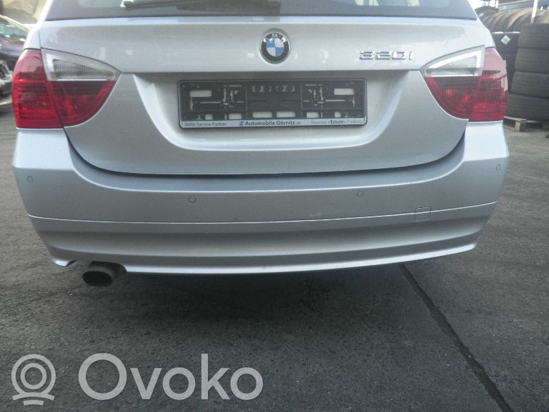 BMW 3 E90 E91 Galinis bamperis 
