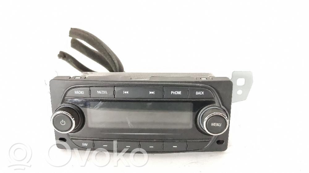 Opel Karl Radio/CD/DVD/GPS head unit 