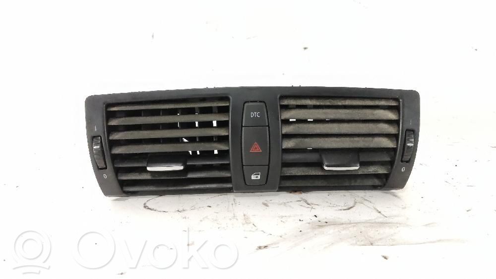 BMW 1 E81 E87 Dashboard side air vent grill/cover trim 