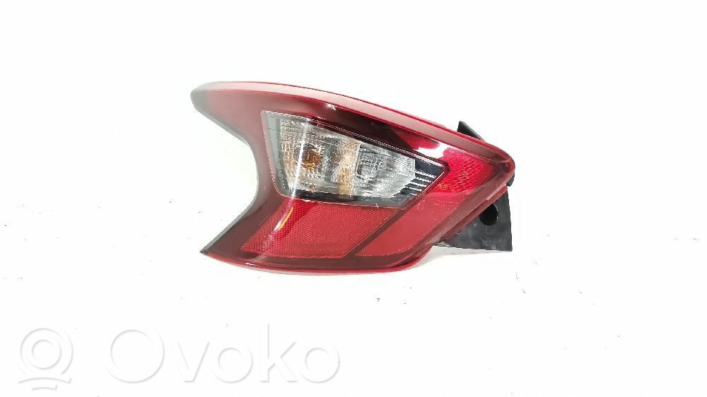 Nissan Micra K14 Galinis žibintas kėbule 