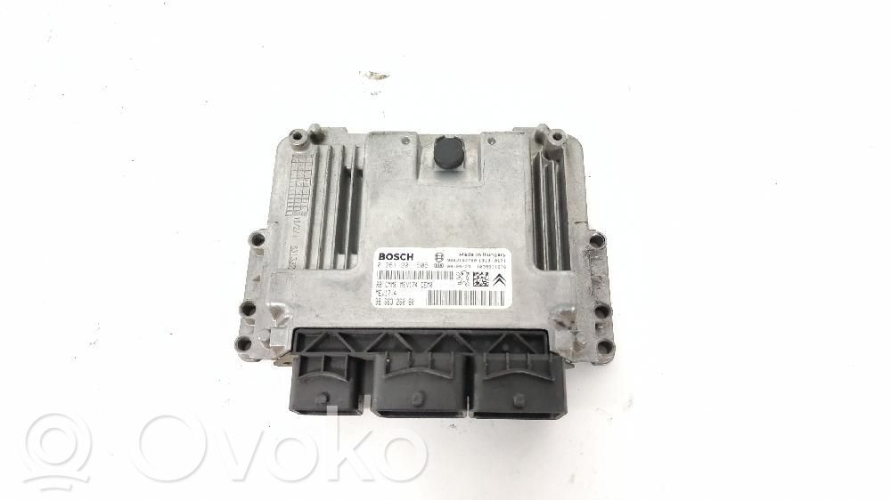 Citroen C3 Picasso Engine control unit/module 