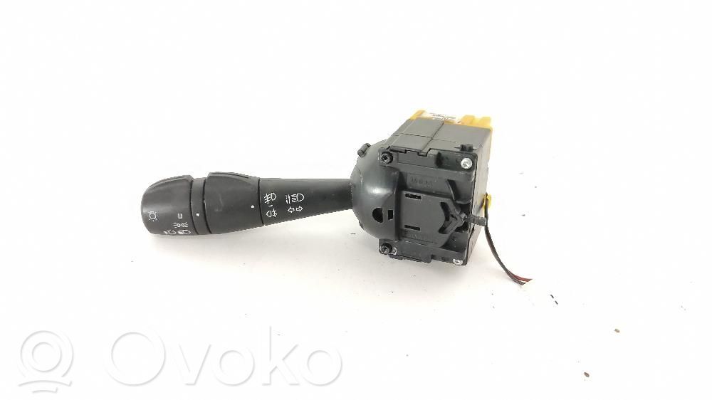 Renault Captur Light switch 