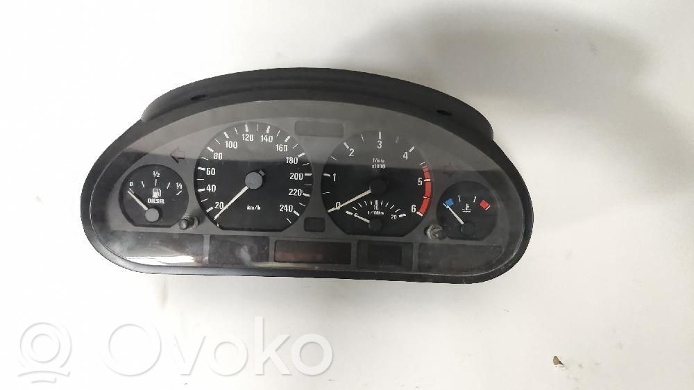 BMW 3 E46 Spidometrs (instrumentu panelī) 