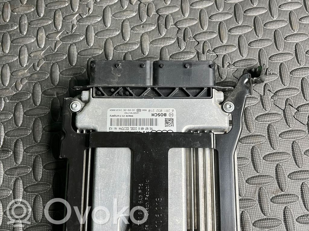 Porsche Cayenne (92A) Engine control unit/module ECU 