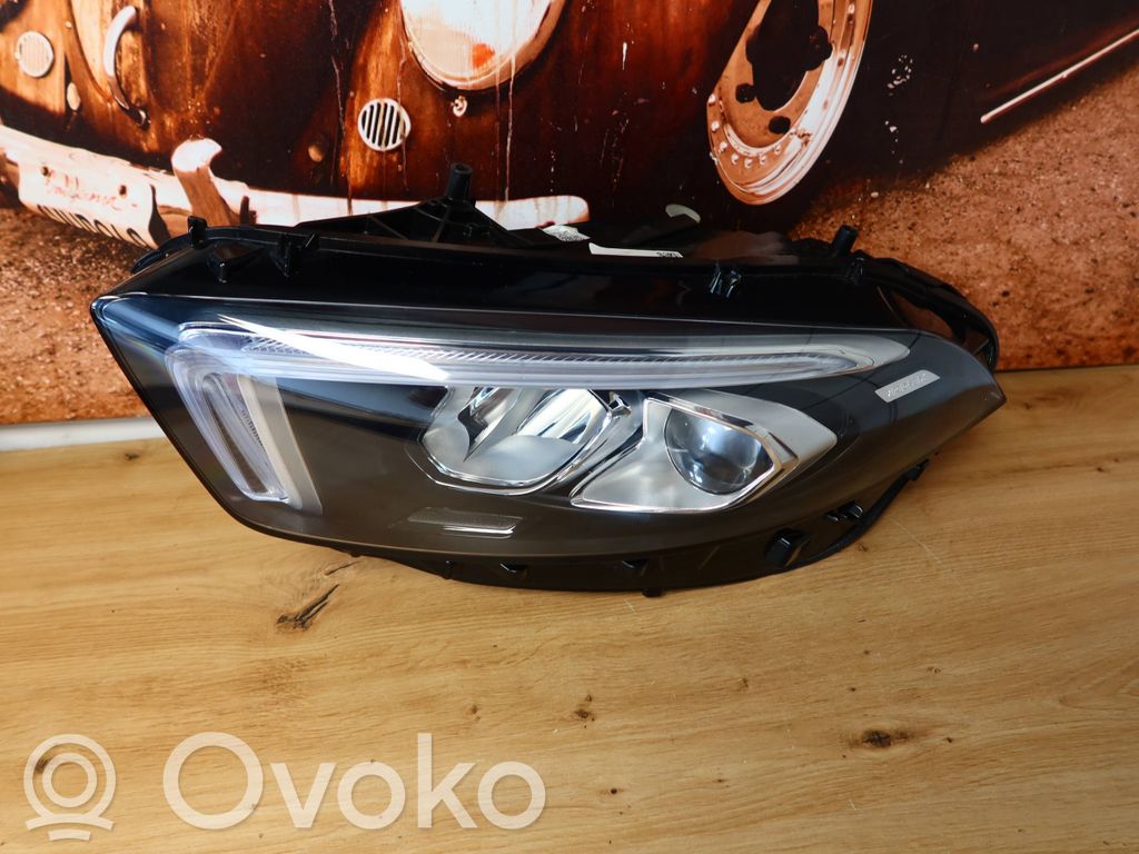 Mercedes-Benz A W177 Lampa przednia 