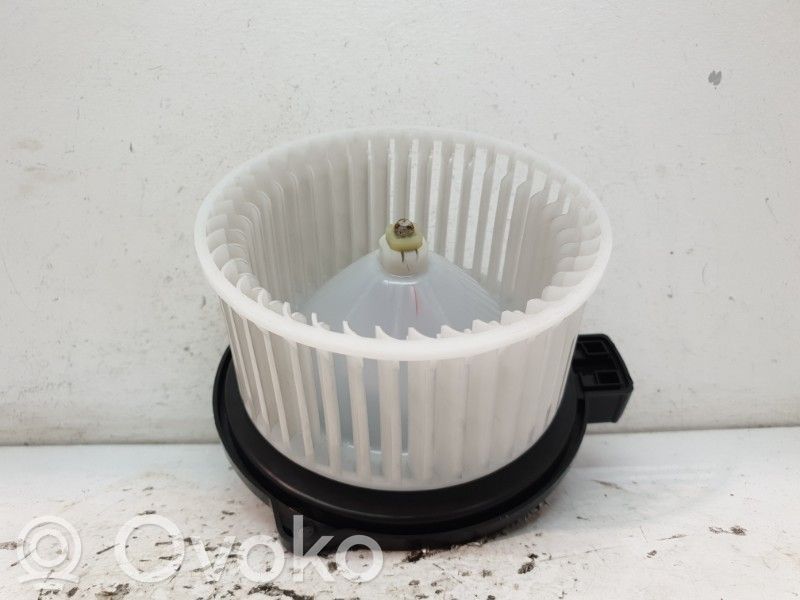 Mazda 3 Ventola riscaldamento/ventilatore abitacolo 