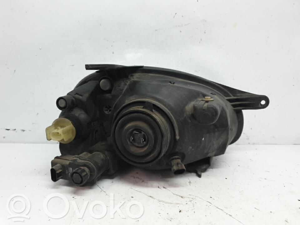 Scheinwerfer   90444786