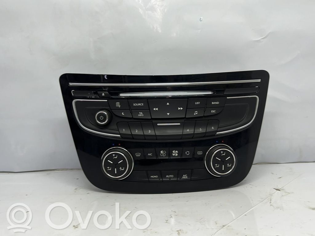 Peugeot 508 Climate control unit 