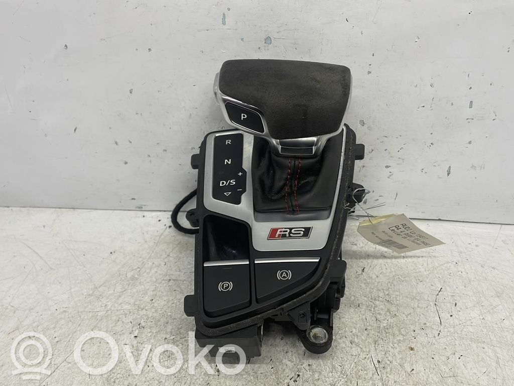 Audi RS4 B9 Lewarek zmiany biegów / górny 